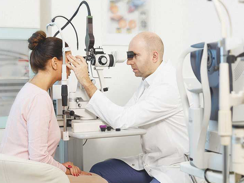 مراقبت های بعد از جراحی ویترکتومی